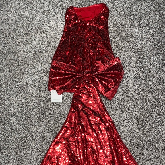 Mew Mew’s Alina Strapless Bow Draped Sequin Dress - Picture 6 of 6